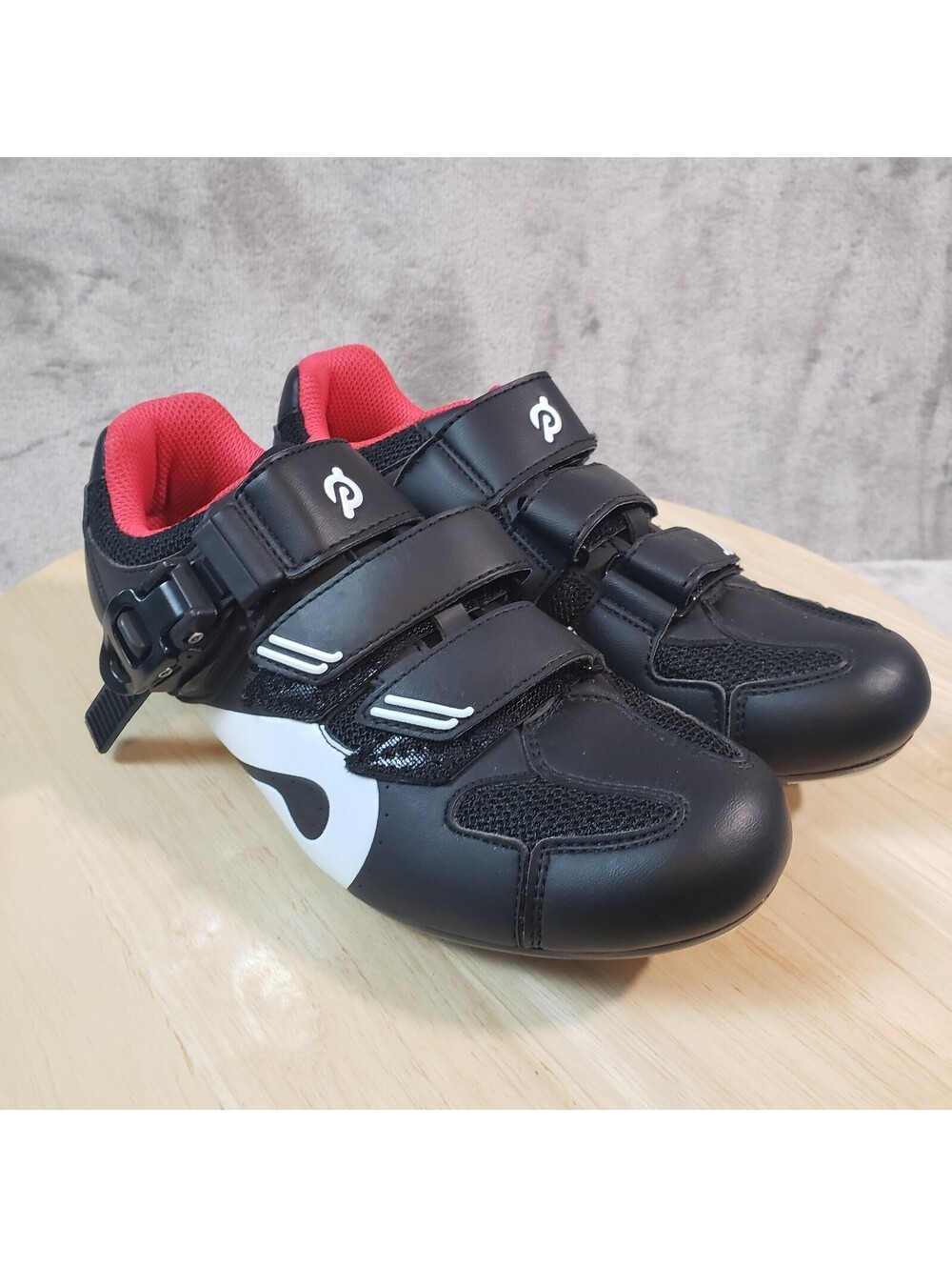 Peloton Road Cycling Shoes 3-Bolt Hook & Loop Black/White/Red EU 37